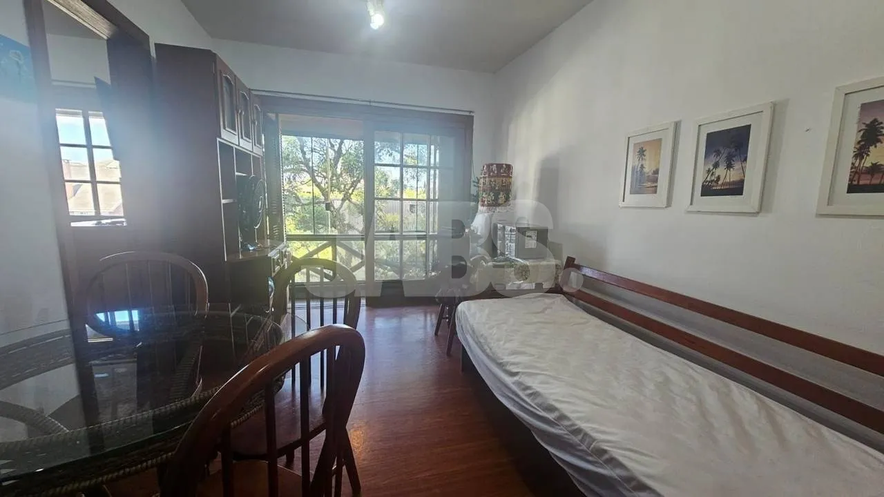 Apartamento mobiliado de 1 dormitório na avenida principal de Canela, foto 1