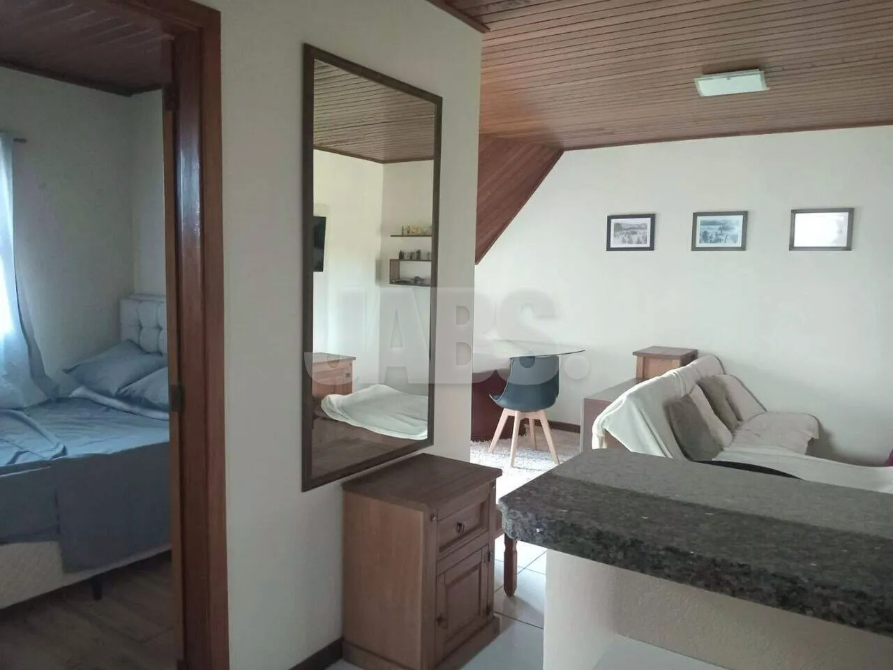 Apartamento semimobiliado de 1 dormitório no Laje de Pedra, foto 5