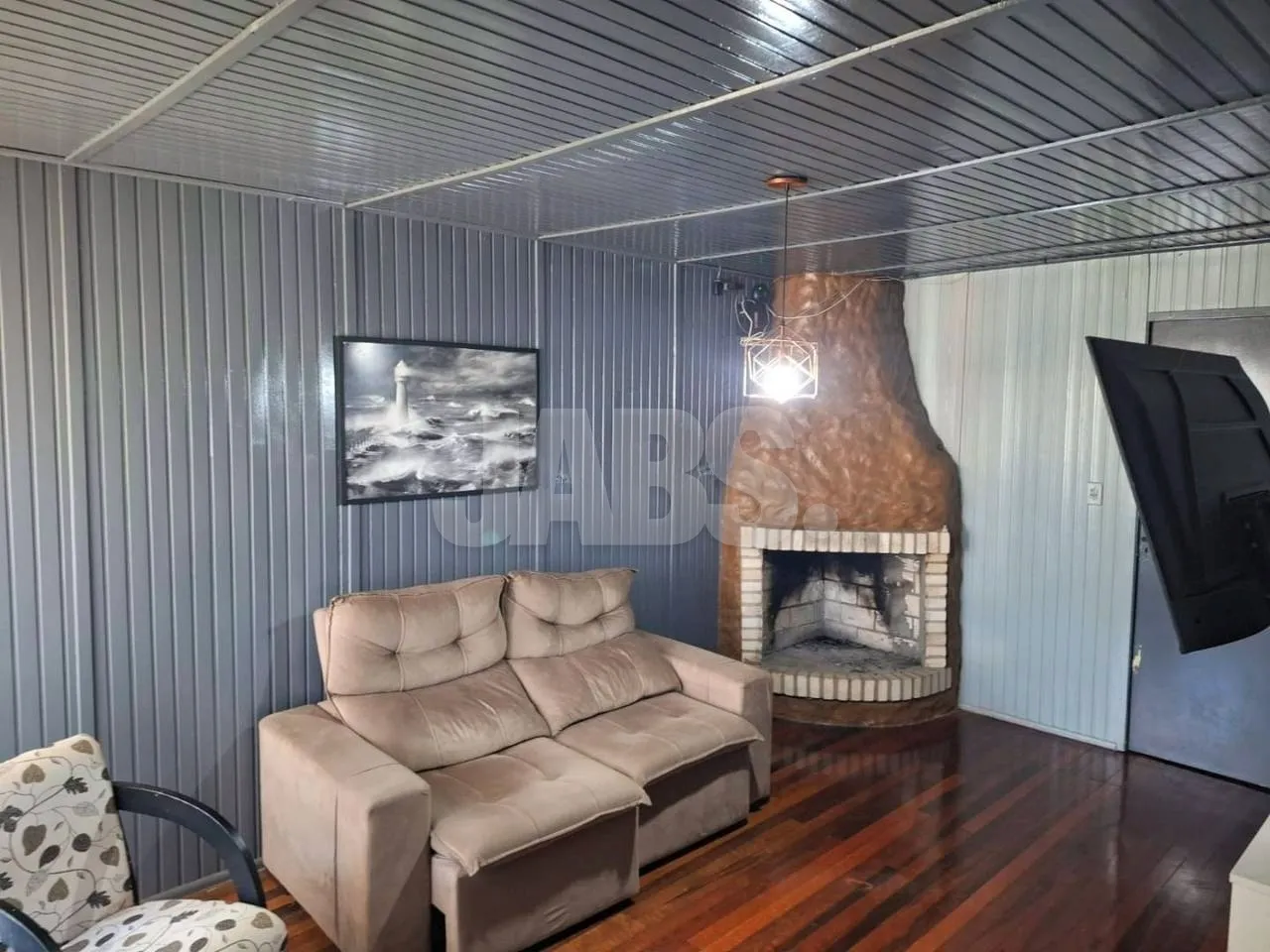 Casa de 3 dormitórios com lareira e pátio cercado na Vila Maggi, foto 2