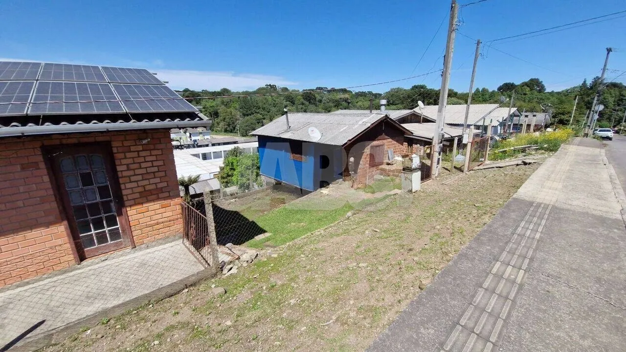 Imóvel com comércio e segunda casa no Jardim das Fontes, foto 3