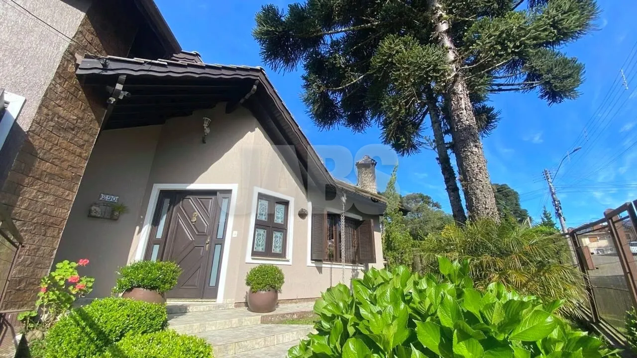 Casa de esquina de 500 m² que vira duas moradias no Centro de Canela, foto 3