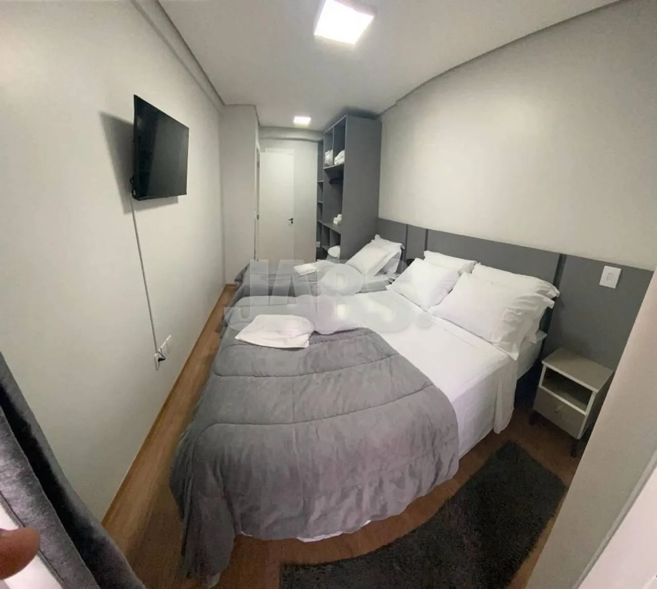 Suíte de casal com TV