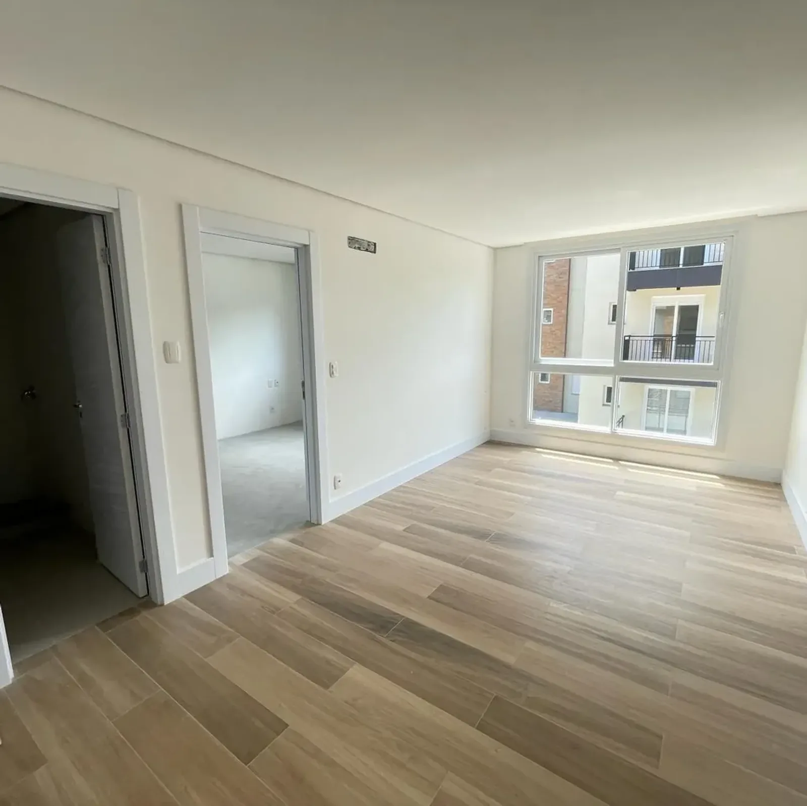 Apartamento com lareira na Rua Ermelinda Barbacovi, foto 4