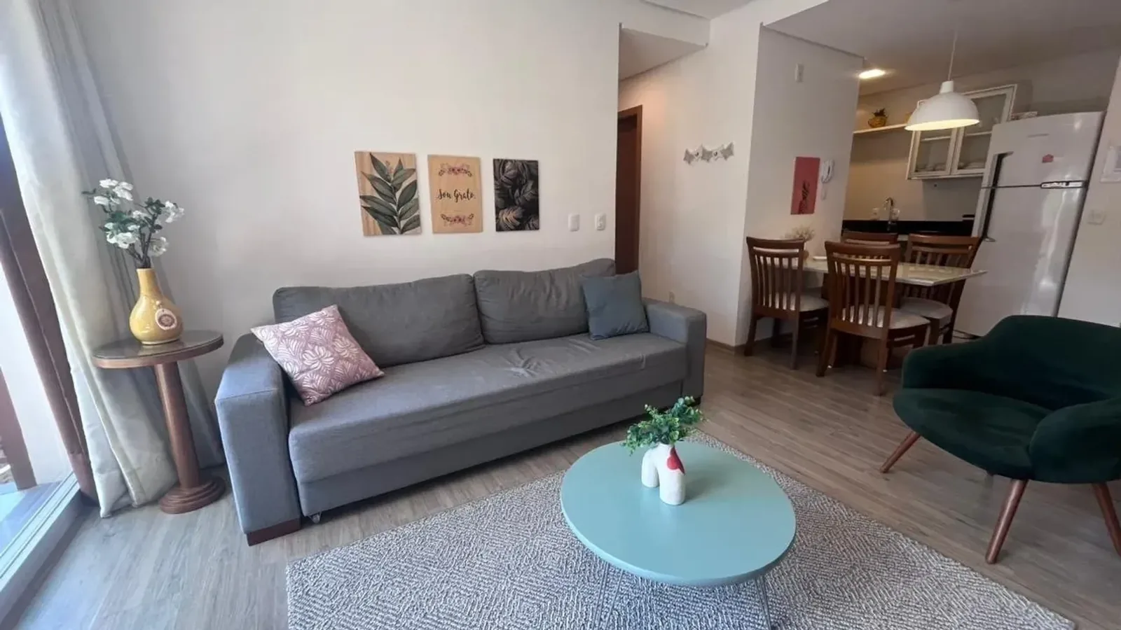 Apartamento mobiliado com suíte, 2 vagas e piscina aquecida, foto 3