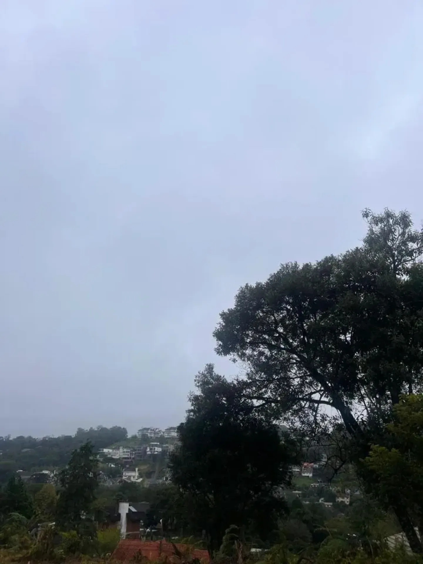Vista do vale e das casas da região