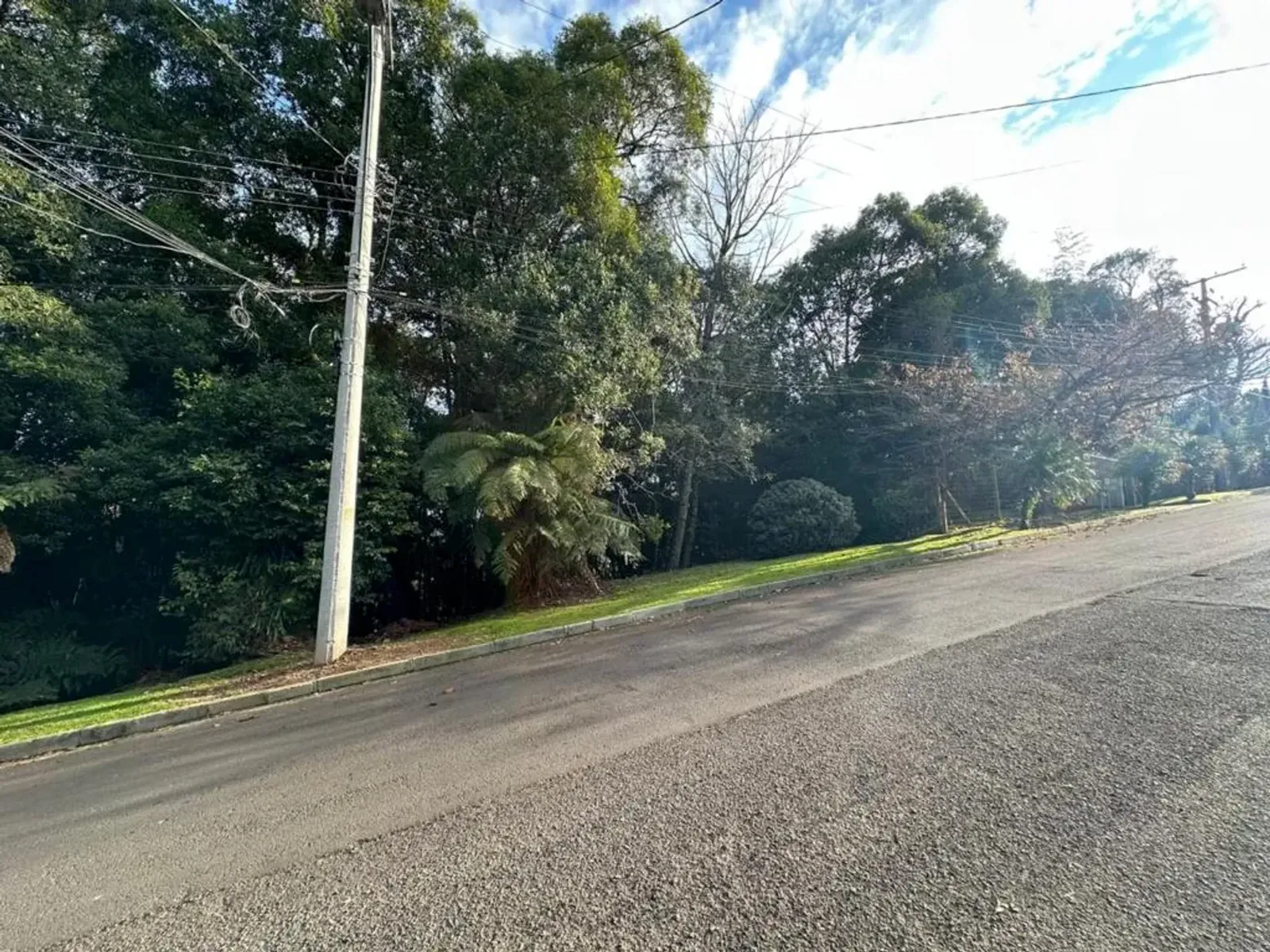 Terreno de 637 m² em condomínio perto da Rua Coberta, foto 2
