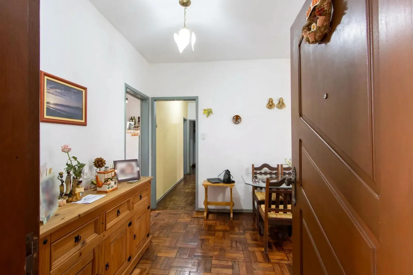 Entrada do apartamento e sala