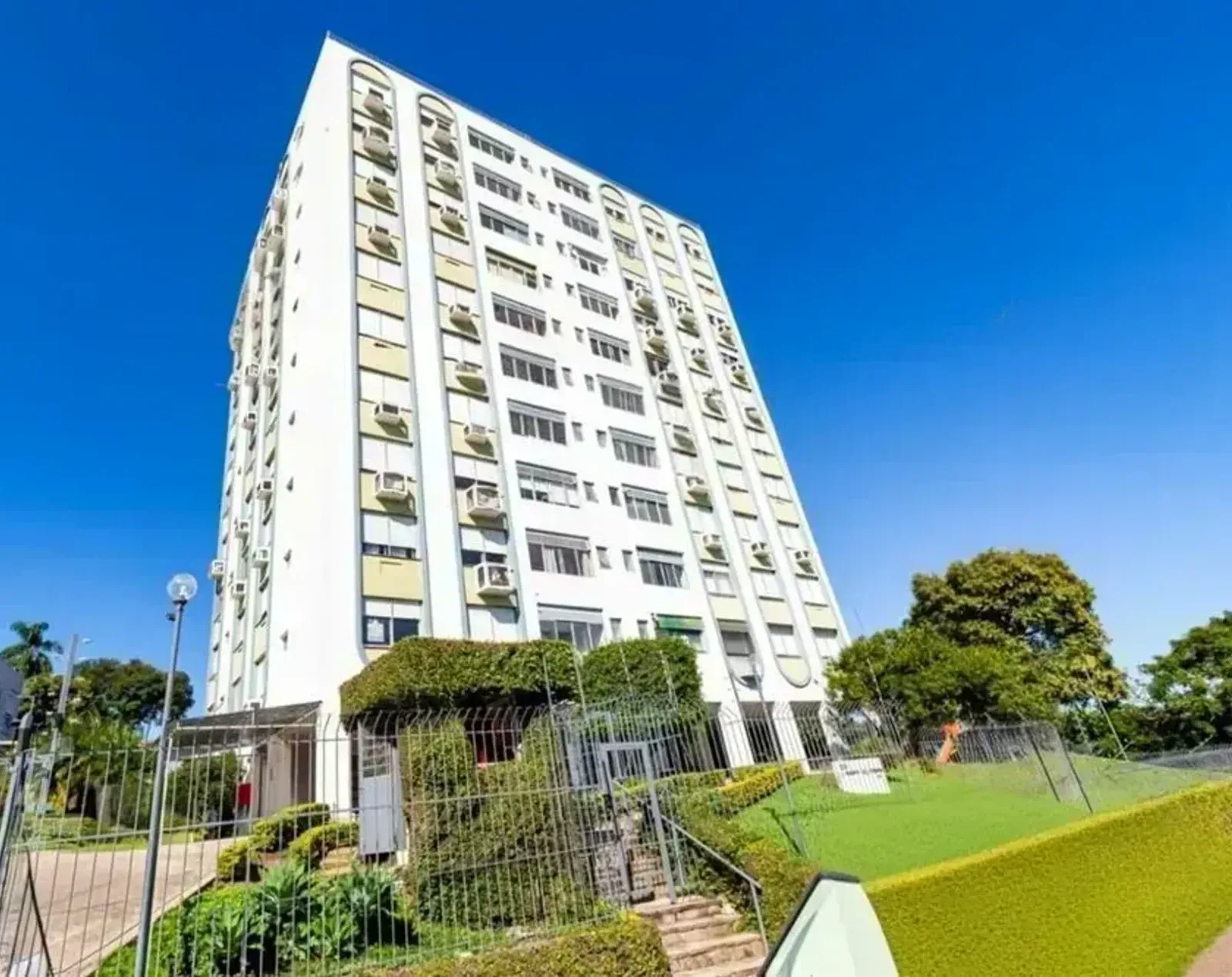 Prédio do apartamento de 2 quartos na Rua Catumbi, Medianeira